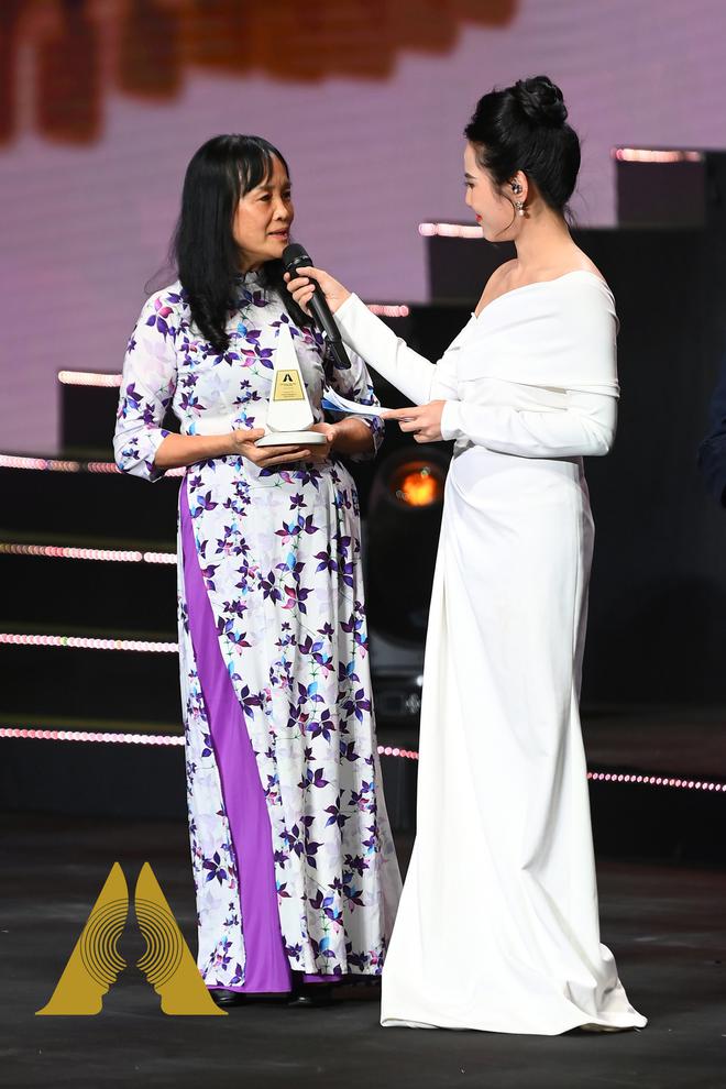 Trưởng BTC Human Act Prize 2023 n&oacute;i về h&agrave;nh tr&igrave;nh t&igrave;m những người ti&ecirc;n phong đ&oacute;ng g&oacute;p cho cộng đồng - Ảnh 12.