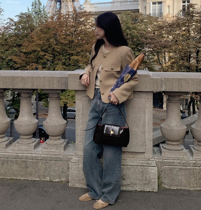 Quần jeans ống rộng đang dẫn đầu xu hướng v&agrave; 10 c&aacute;ch diện chuẩn s&agrave;nh điệu - Ảnh 5.