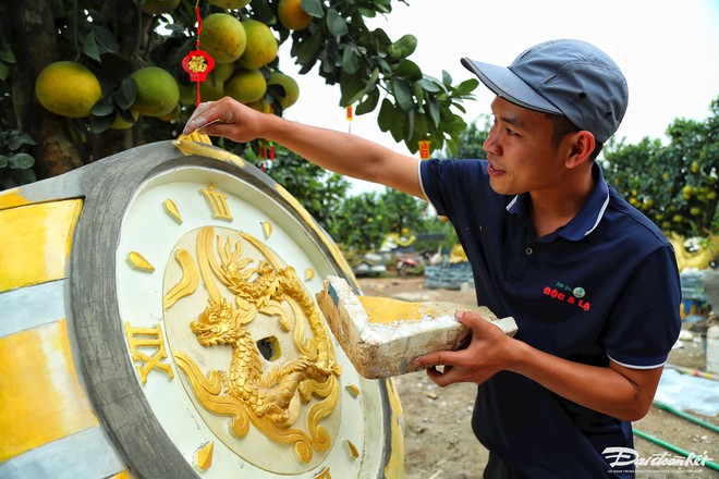 Độc lạ chậu bưởi h&igrave;nh rồng gi&aacute; trăm triệu đồng - Ảnh 12.