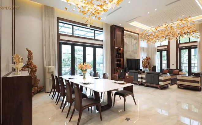 Đại gia x&acirc;y biệt thự 200 tỷ chỉ để l&aacute;i xe v&agrave; gi&uacute;p việc ở, ri&ecirc;ng nh&agrave; vệ sinh đ&atilde; ngốn v&agrave;i trăm triệu - Ảnh 3.