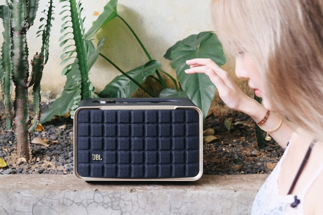 Trải nghiệm JBL Authentics 200: Sự kết hợp giữa thiết kế hoài cổ và chất âm tân thời - Ảnh 6.