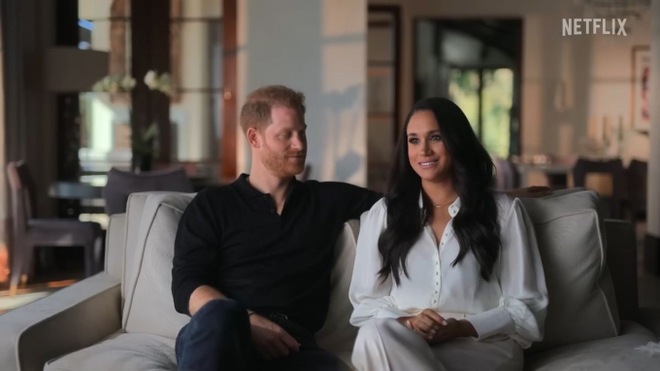 Năm 2023 của Harry - Meghan: Quay lưng với gia đ&igrave;nh để rồi trở th&agrave;nh kẻ thất bại nhất Hollywood - Ảnh 2.