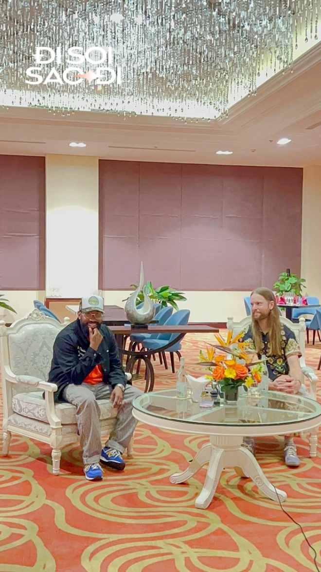 Phỏng vấn Maroon 5: Diễn ở Phú Quốc thú vị như hồi chúng tôi diễn ở Kim Tự Tháp vậy! - Ảnh 3.