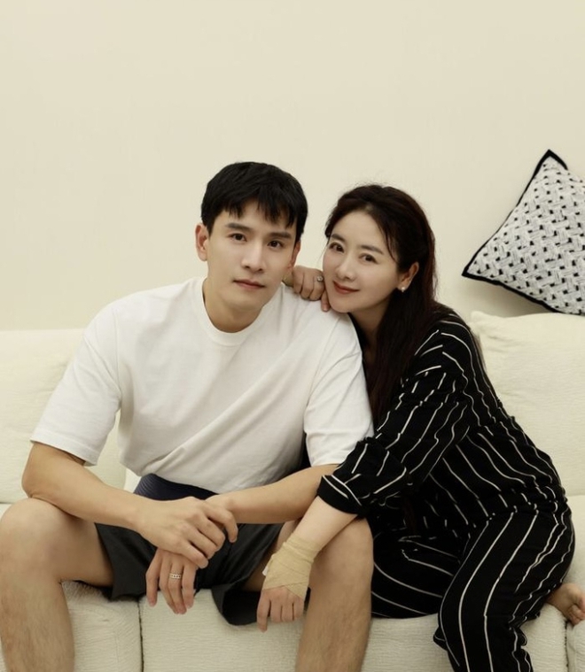 Mỹ nam gần 1500 ng&agrave;y kh&ocirc;ng ai mời đ&oacute;ng phim, hạnh ph&uacute;c khi mang tiếng ăn b&aacute;m nh&agrave; vợ minh tinh - Ảnh 9.