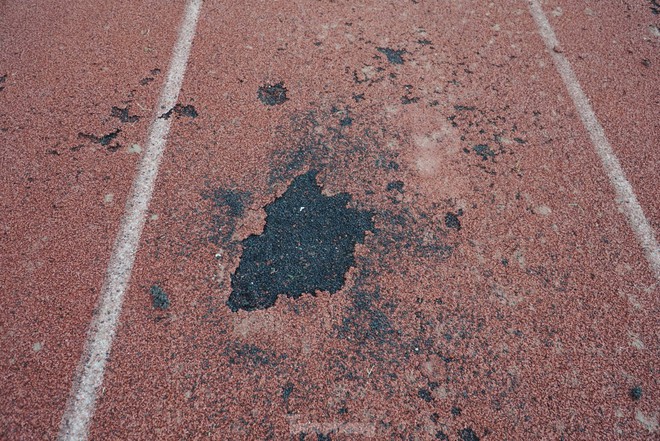 Trung tâm thể thao Hà Tĩnh gặp tình trạng xuống cấp nghiêm trọng, vận động viên phải tập luyện trong môi trường tồi tệ