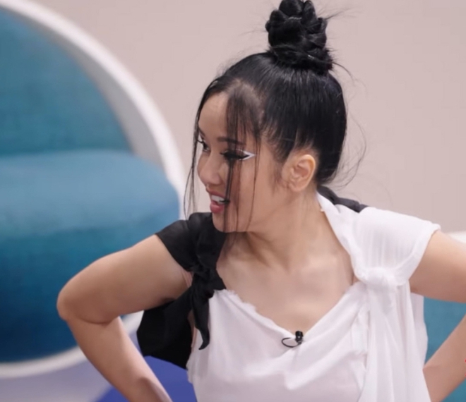 Lệ Quy&ecirc;n g&acirc;y tranh c&atilde;i v&igrave; h&agrave;nh động đuổi kh&eacute;o Diva Hồng Nhung, quyết kh&ocirc;ng muốn chị đại về chung đội - Ảnh 5.