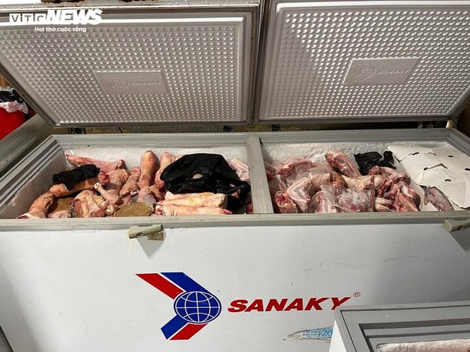 Phát hiện hơn 1 tấn thịt lợn, bò nhập khẩu không rõ nguồn gốc xuất xứ - Ảnh 2.