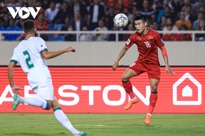 BXH FIFA mới nhất: ĐT Việt Nam dẫn đầu Đông Nam Á năm 2023 - Ảnh 1.