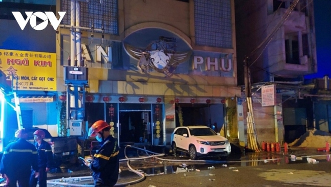 Bình Dương hoàn tất điều tra vụ cháy quán karaoke An Phú làm 32 người chết - Ảnh 1.