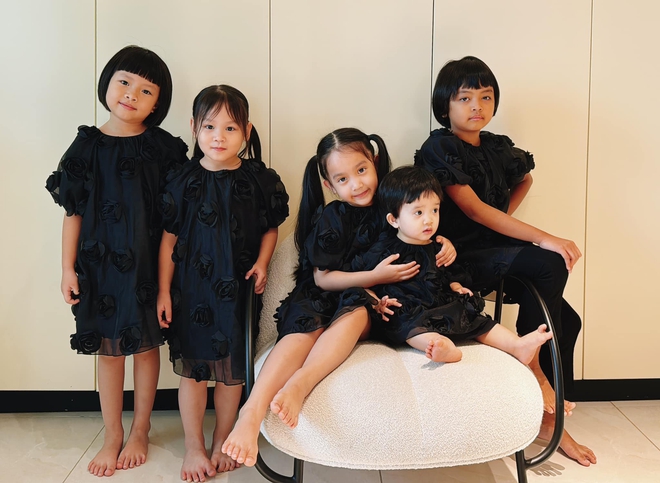 Mới 3 ng&agrave;y tuổi đ&atilde; bị bỏ rơi, con g&aacute;i nu&ocirc;i của Đỗ Mạnh Cường giờ được khen kh&ocirc;ng kh&aacute;c g&igrave; fashionista nh&iacute; - Ảnh 7.