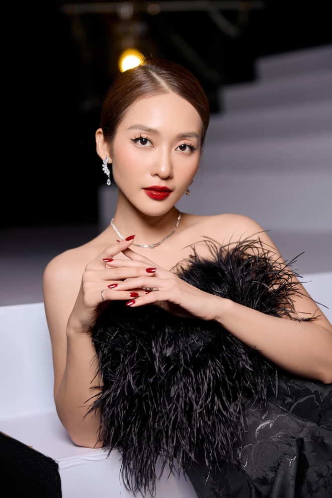 Bất ngờ danh sách Top 3 nữ diễn viên ấn tượng nhất VTV 2023, Luyến lươn Thanh Hương lại trượt vỏ chuối - Ảnh 1.