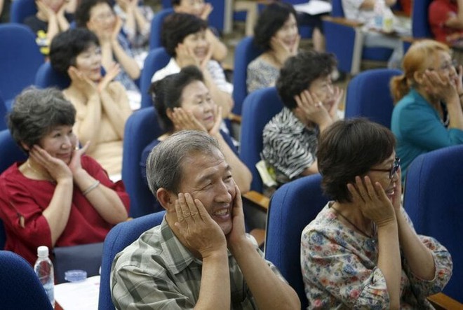 Dân số Hàn Quốc giảm gần một nửa trong 50 năm tới - Ảnh 1.