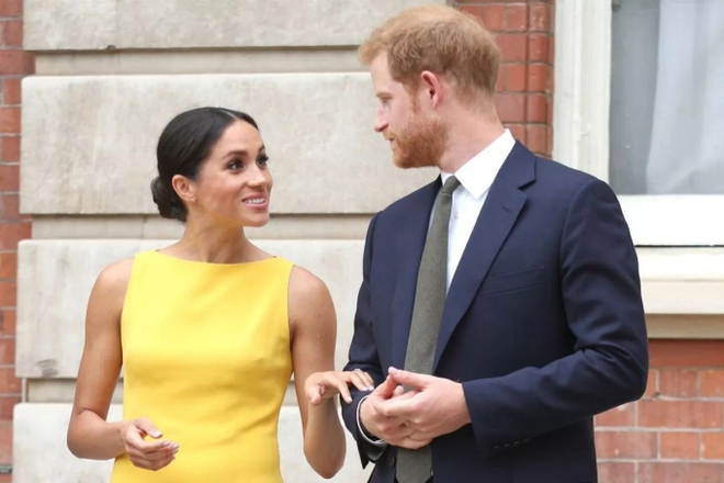 Tiết lộ về mối quan hệ rắc rối giữa Harry - Meghan với hàng xóm toàn là tỷ phú ở khu biệt thự trăm triệu đô của giới nhà giàu - Ảnh 1.