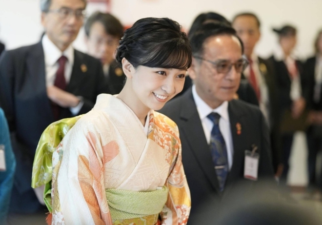 Nàng công chúa xinh đẹp tuyệt vời nhất Nhật Bản tung cỗ hình họa ngọt ngào và lắng đọng đón tuổi hạc 29, vẻ trong sáng trở thành trung tâm của từng ánh mắt - Hình ảnh 4.