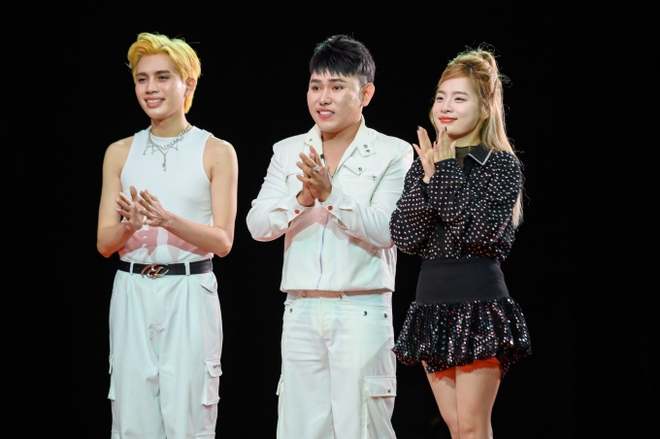 Nh&acirc;n vật chiếm spotlight tr&ecirc;n show thực tế phải ra về ngay b&aacute;n kết, Mai Ng&ocirc; kh&oacute;c nấc nhớ lại thảm hoạ của m&igrave;nh - Ảnh 1.