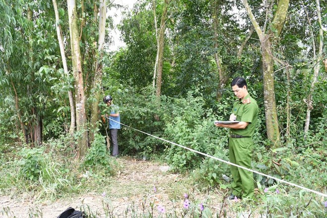 Vụ dùng súng cướp tiệm vàng ở Trà Vinh: Đã tìm được hơn 80 chỉ vàng - Ảnh 1.