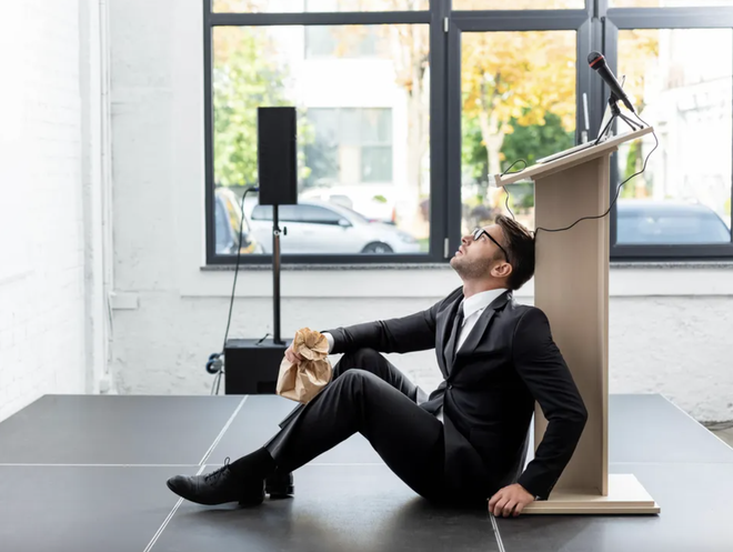 Tạm biệt những th&oacute;i quen k&igrave;m n&eacute;n bạn trong năm 2023 - Ảnh 2.