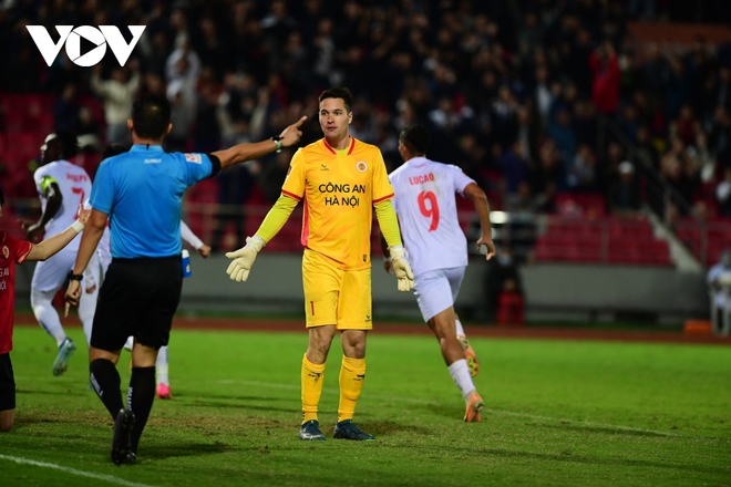 HLV Gong Oh Kyun cảm ơn Quang Hải sau trận Hải Phòng FC 3-1 CLB CAHN - Ảnh 2.