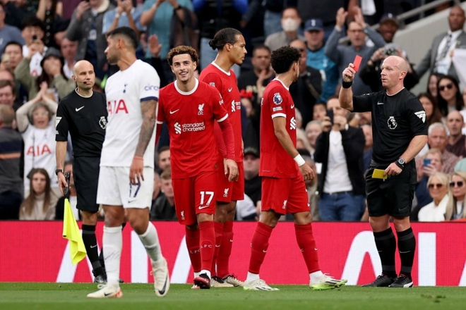 Haaland nổi giận với trọng tài từng rút 2 thẻ đỏ cho Liverpool - Ảnh 8.