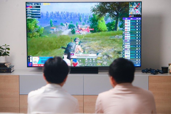 Qu&agrave; Tết &yacute; nghĩa cho gia đ&igrave;nh: n&acirc;ng cấp TV - Ảnh 4.