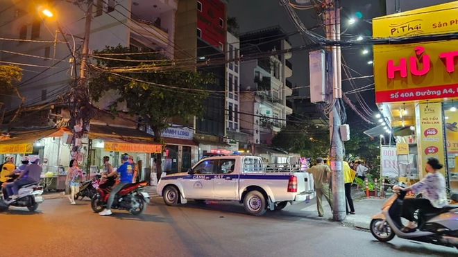 Thanh ni&ecirc;n tử vong bất thường trong căn nh&agrave; 5 tầng - Ảnh 1.