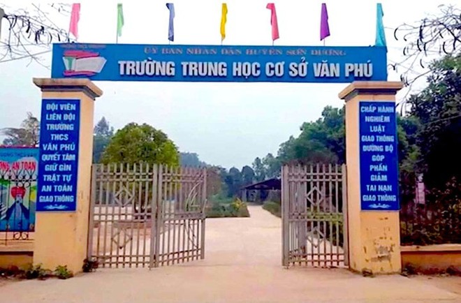 C&ocirc; gi&aacute;o phản &aacute;nh nhiều lần bị tr&ograve; x&uacute;c phạm, trường mặc kệ: Hiệu trưởng n&oacute;i g&igrave;? - Ảnh 1.