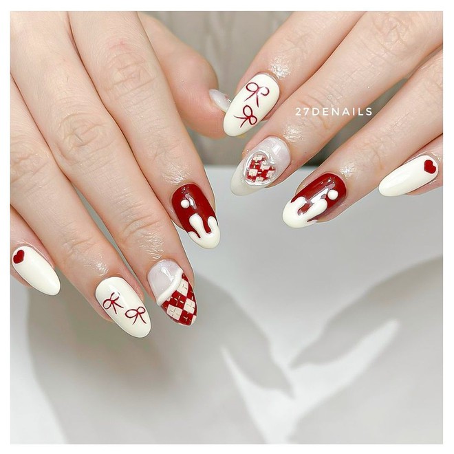 Mẫu nail \&apos;\&apos;phá đảo\&apos;\&apos; mùa Giáng sinh năm nay: Khởi xướng bởi trendsetter Jennie, hội sành điệu đua nhau hưởng ứng - Ảnh 10.