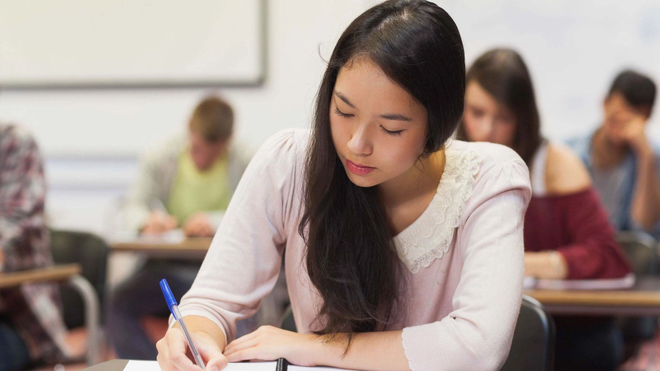 Tiến sĩ ĐH Yale chỉ ra 1 th&oacute;i quen ngấm ngầm hủy hoại sinh vi&ecirc;n: Rất nhiều em mắc phải m&agrave; kh&ocirc;ng hay biết - Ảnh 1.