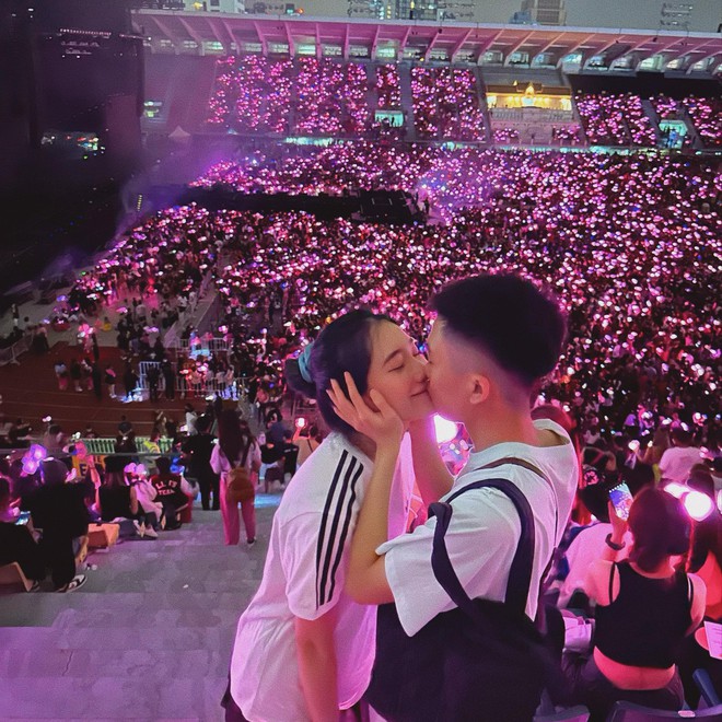 1001 c&acirc;u chuyện ng&agrave;y Valentine của hội y&ecirc;u nhau trong l&agrave;ng game - Ảnh 1.