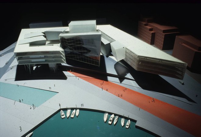 Zaha Hadid: Người phụ nữ trở thành biểu tượng trong ngành kiến trúc - Ảnh 3.