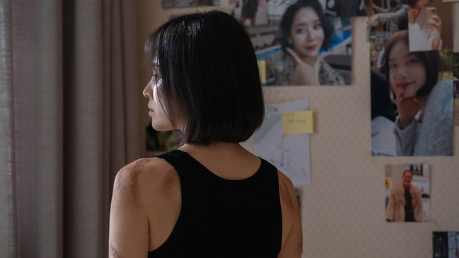 Đ&acirc;y phải chăng l&agrave; nguy&ecirc;n mẫu của Song Hye Kyo ở The Glory: Bị đ&aacute;nh đập t&agrave;n nhẫn, l&ecirc;n kế hoạch b&aacute;o th&ugrave; suốt 12 năm - Ảnh 2.