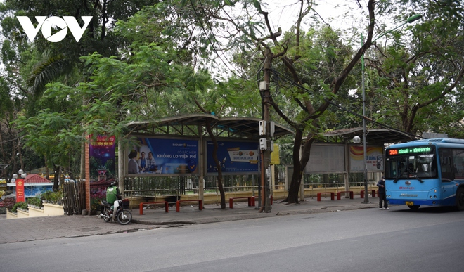 Cận cảnh khu vực hàng rào Vườn thú Hà Nội dự định tháo dỡ - Ảnh 4.