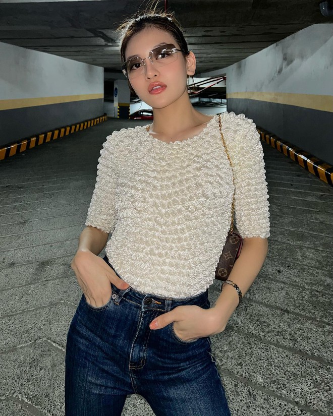 Style ngo&agrave;i đời cực thời thượng của nữ ch&iacute;nh Đừng n&oacute;i khi y&ecirc;u - Ảnh 5.