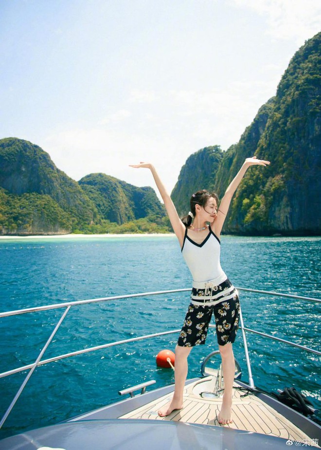 Tống Thiến khoe visual trong loạt ảnh ở Phuket - Ảnh 6.