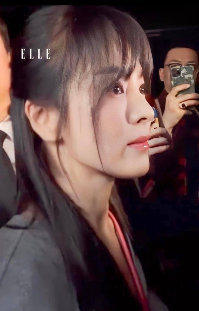 Song Hye Kyo đại náo Milan Fashion Week: Visual gây sốt khi sánh bên nam thần Hứa Quang Hán, được khán giả rần rần ủng hộ - Ảnh 12.