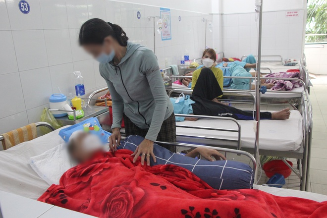 Những người trẻ điều trị đột quỵ tại Bệnh viện Đà Nẵng: Sáng ngủ dậy bỗng đau đầu dữ dội rồi hôn mê - Ảnh 3.