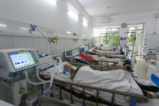 Những người trẻ điều trị đột quỵ tại Bệnh viện Đà Nẵng: Sáng ngủ dậy bỗng đau đầu dữ dội rồi hôn mê - Ảnh 1.
