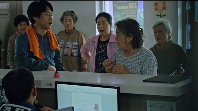 Taxi Driver 2 tiếp tục b&ugrave;ng nổ về tỷ suất người xem, nam ch&iacute;nh Lee Je Hoon lột x&aacute;c tạo h&igrave;nh g&acirc;y bất ngờ - Ảnh 3.