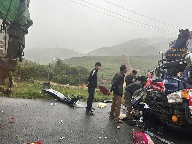 Tai nạn trên cao tốc La Sơn - Túy Loan, hai anh em ruột bị thương nặng - Ảnh 1.