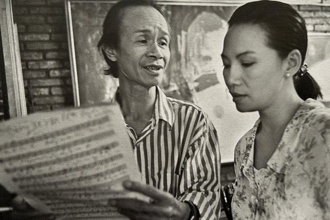 Những khoảnh khắc đời thường của nhạc sĩ Trịnh Công Sơn lần đầu được công bố - Ảnh 4.