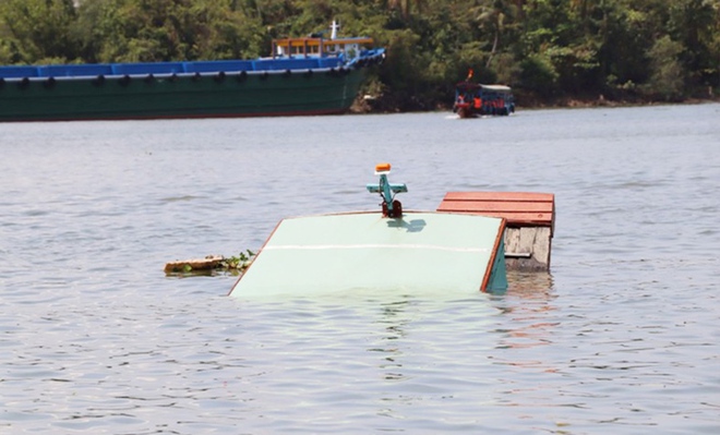 Xác định tọa độ thuyền lật trên sông Đồng Nai khiến 1 người tử vong - Ảnh 1.