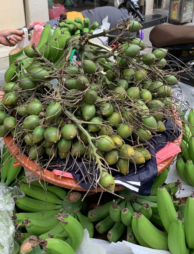 Nhộn nhịp thị trường thực phẩm ngày Rằm tháng Giêng: Nhu cầu mua sắm tăng cao, giá vẫn bình ổn - Ảnh 9.