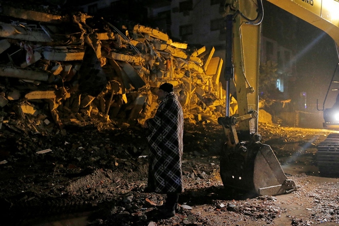Số người thiệt mạng do động đất ở Thổ Nhĩ Kỳ và Syria tăng lên hơn 4.300 - Ảnh 1.