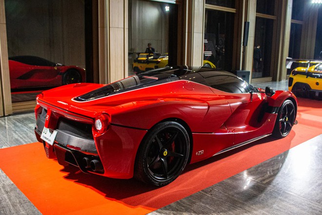 Tôi vừa tự bỏ 4 triệu bay sang Thái xem giới đại gia offline siêu xe: LaFerrari hơn 230 tỷ lộ diện, cả căn hầm kín Ferrari - Ảnh 18.