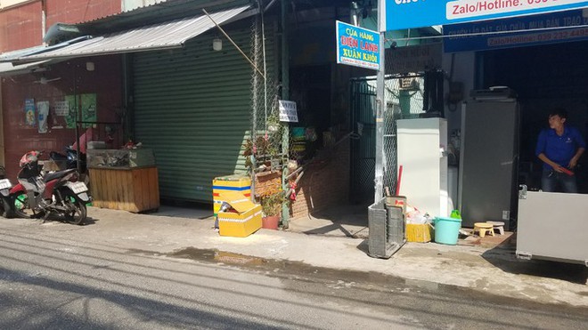 Ph&aacute;t hiện người đ&agrave;n &ocirc;ng treo cổ ở B&igrave;nh T&acirc;n, TP.HCM - Ảnh 1.