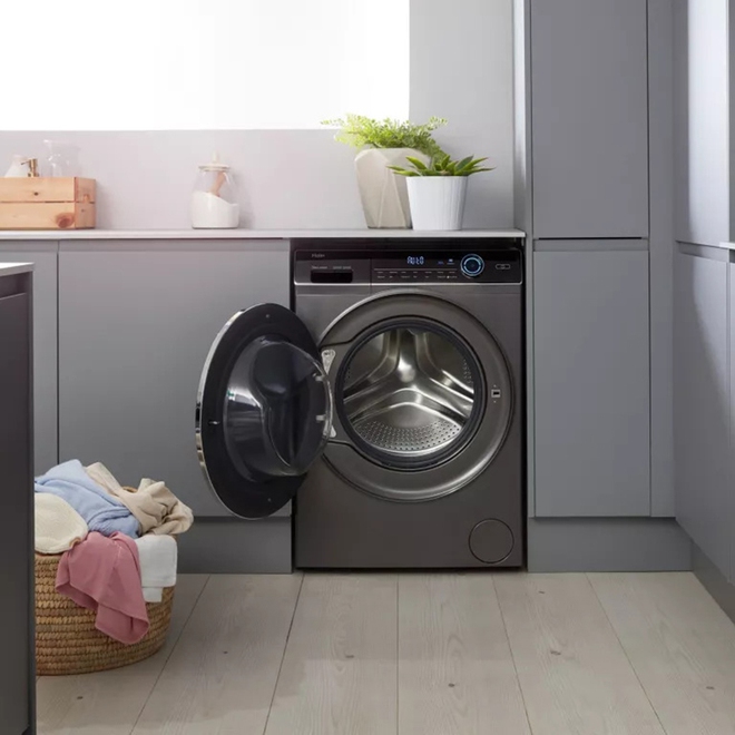 Mẹo hay gi&uacute;p bạn ph&aacute;t hiện nguy&ecirc;n nh&acirc;n l&agrave;m m&aacute;y giặt k&ecirc;u to - Ảnh 2.