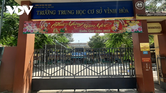 B&igrave;nh Dương: Gi&aacute;o vi&ecirc;n tố hiệu ph&oacute; kh&ocirc;ng l&agrave;m vẫn nhận lương - Ảnh 1.