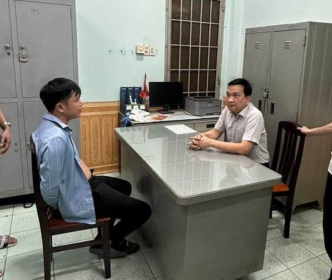 Bất ngờ lời khai nghi can doạ đốt b&eacute; trai để đ&ograve;i nợ - Ảnh 1.