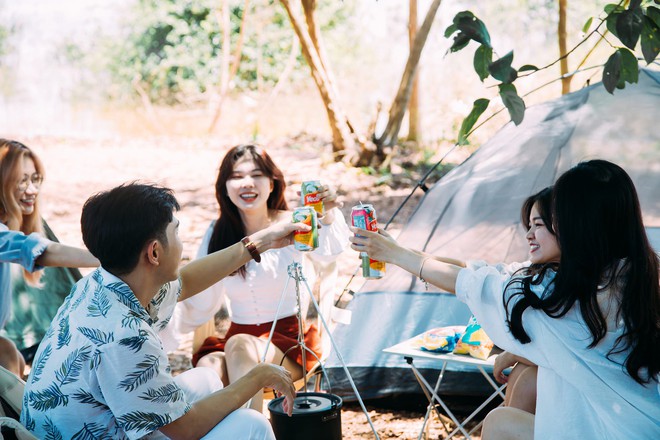 Vừa hoà mình với thiên nhiên vừa trải nghiệm tiện nghi cực xịn tại các khu glamping quanh hồ Trị An - Ảnh 8.