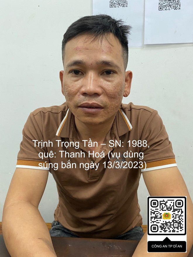 Mâu thuẫn chuyện tình cảm, thanh niên dùng súng bắn thiếu nữ rồi nhảy cầu tự tử - Ảnh 1.